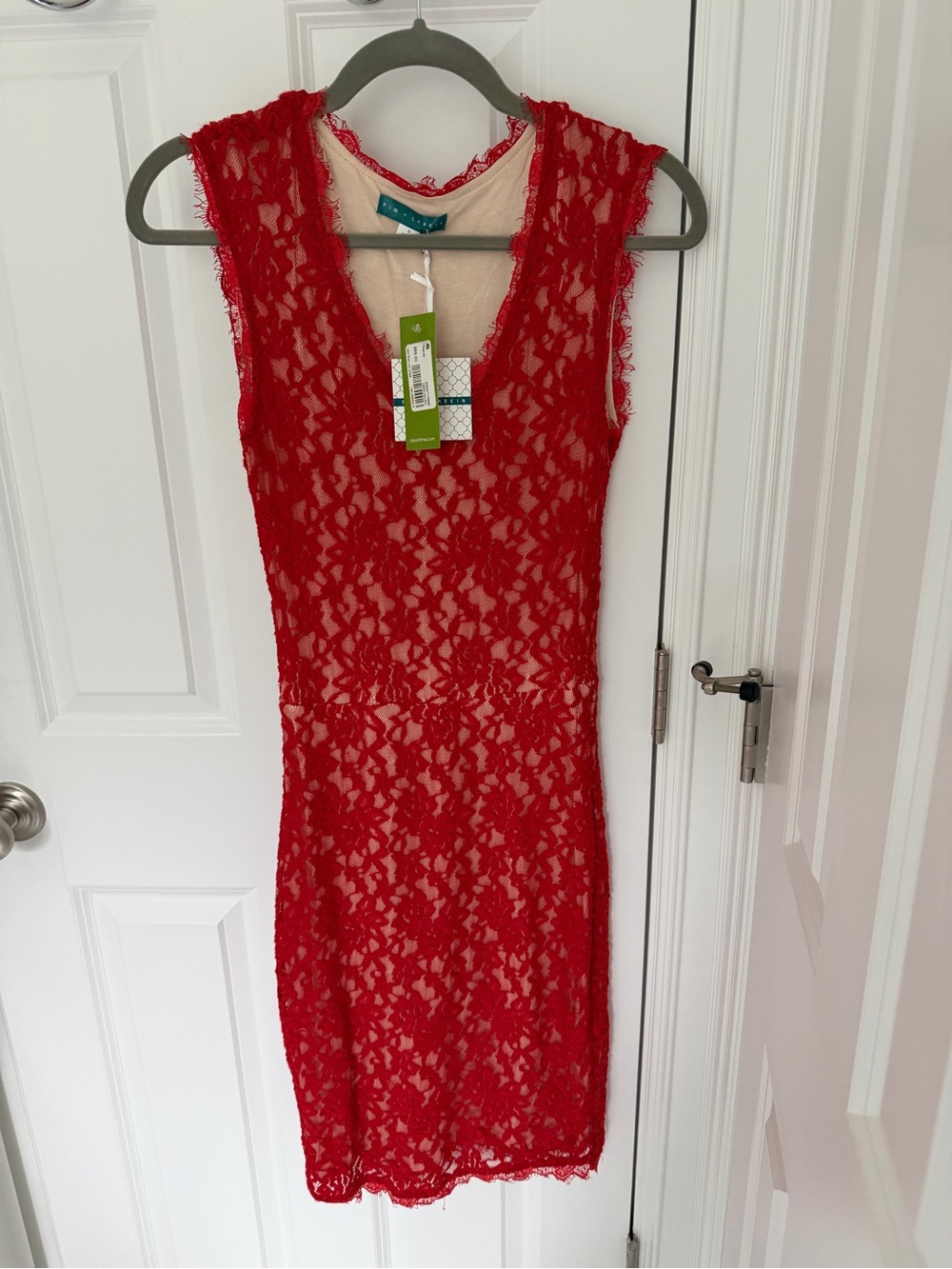 NWT Piperlime Original Pim+Larkin Red Lace Sleeveless Bodycon Dress